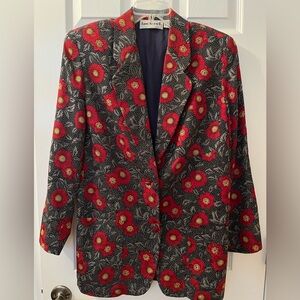 Vintage Anne Klein II 100% Silk Floral Blazer; covered buttons. Size Small